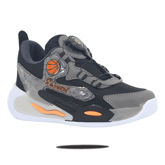 أحذية رياضية للأطفال