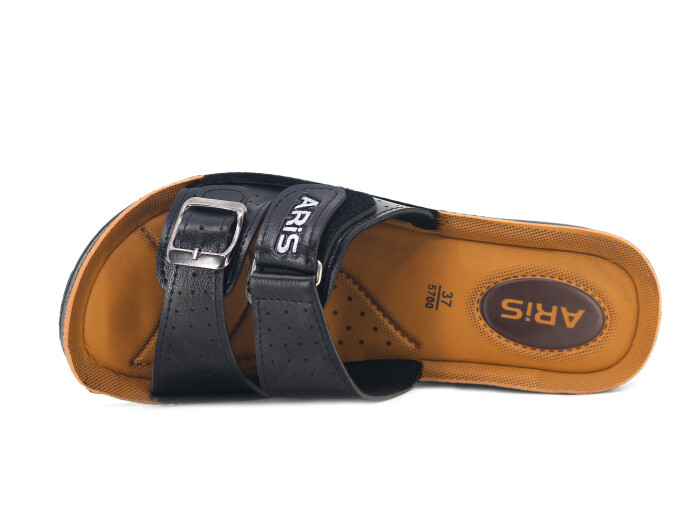 Aris Zenne 5753 Cırtlı Tokalı Pedli Günlük Terlik Siyah - Aris (1)