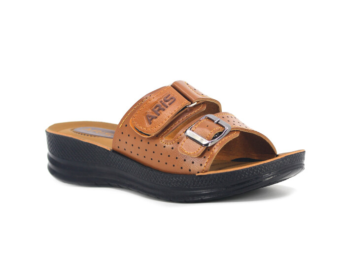 Aris Zenne 5753 Cırtlı Tokalı Pedli Günlük Terlik Taba - Aris