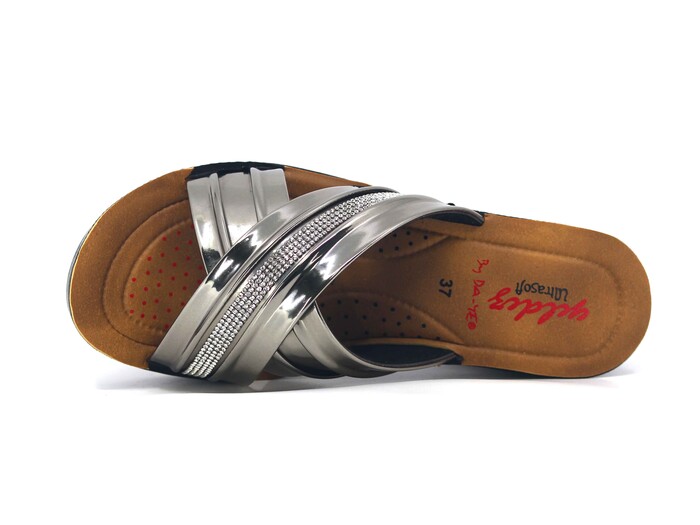 Daye Zenne 26123 Yıldız Taşlı Yüksek Kutulu Günlük Terlik Platin - Daye (1)