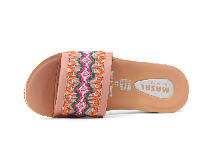 Daye Zenne 27314 Masal Desenli Poşetli Günlük Terlik Pembe - Daye (1)