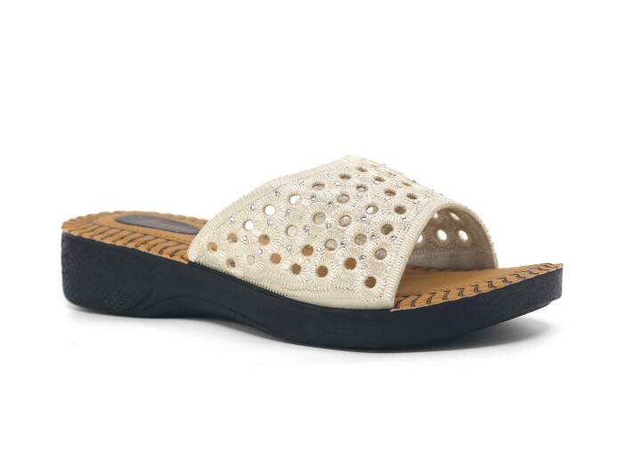 Efe Zenne 575 Svetta Nakışlı Petli Günlük Terlik Krem - Efe