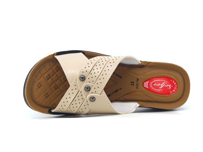 Efe Zenne 692 Pedli Poşetli Günlük Terlik Krem - Efe (1)