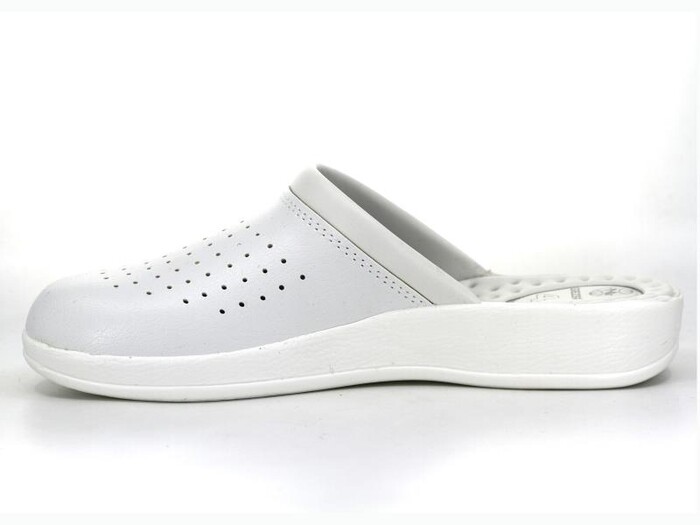 Gezer Merdane 04768.00 Noktalı Yastıklı Sabo / Tıbbi Terlik Beyaz - Gezer (1)