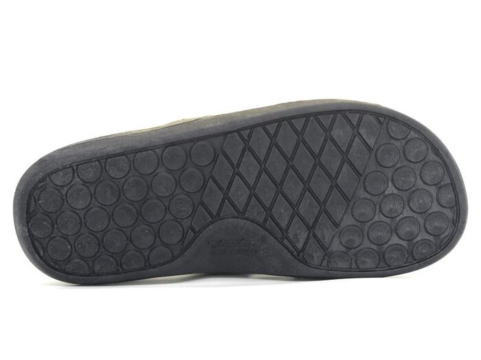 Gezer Merdane 09595.00 Air Blow Logolu Kaydırmaz Terlik Siyah - 3