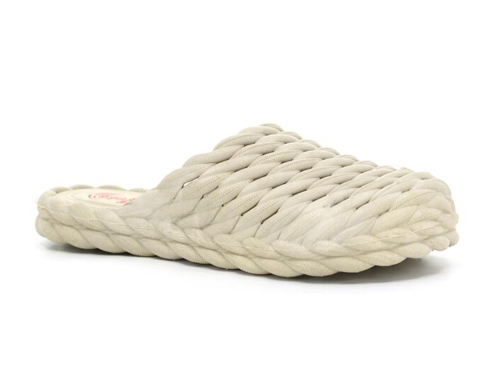 Gezer Zenne 14242.00 Air Blow Kapalı Kaydırmaz Terlik Bej 