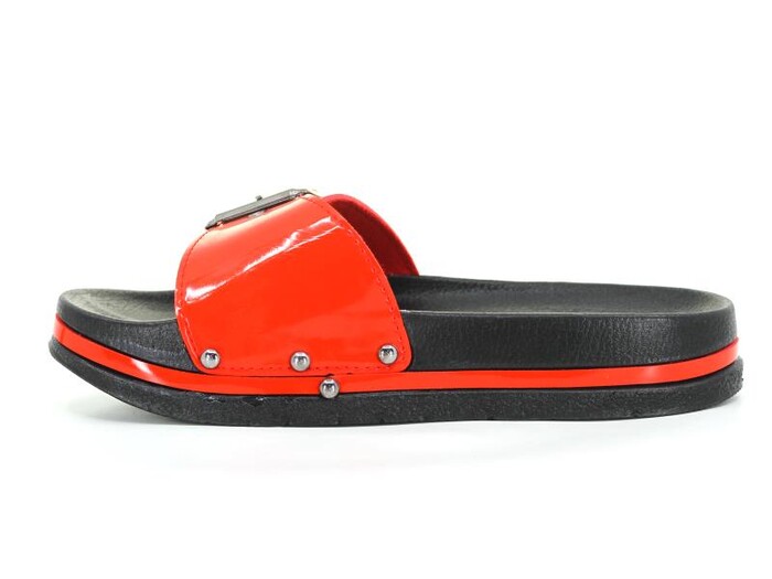 Mulex Zenne 2251 Yumuşak Taban Tek Toka Kutulu Günlük Terlik Kırmızı Rugan - 3