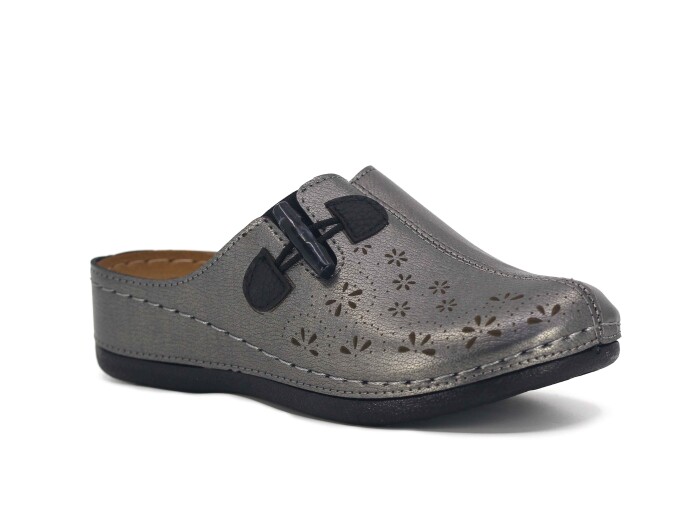 Mulex Zenne 2556 Lastikli Tokalı Kışlık Burnu Kapalı Terlik Platin - Mulex