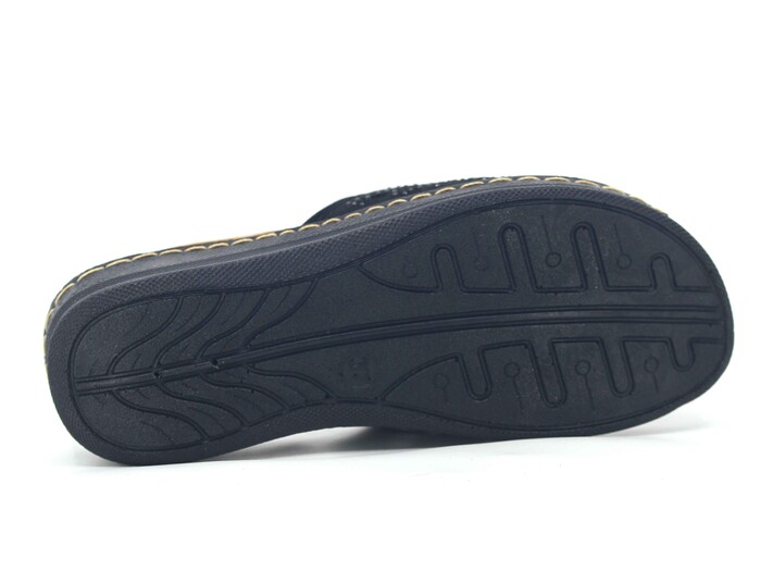 Vizyon Zenne 5718 Nakışlı Pedli Süzekli Kutulu Günlük Terlik Siyah - 3